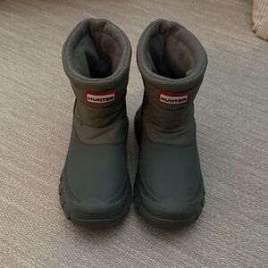 Hunter Intrepid Short Green Gray Winter Boots